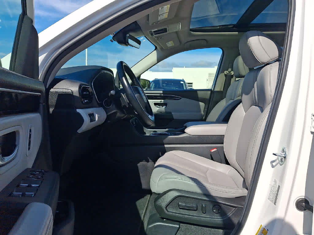 2024 Honda Pilot Touring