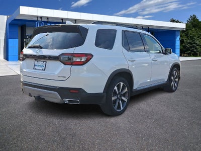 2024 Honda Pilot Touring