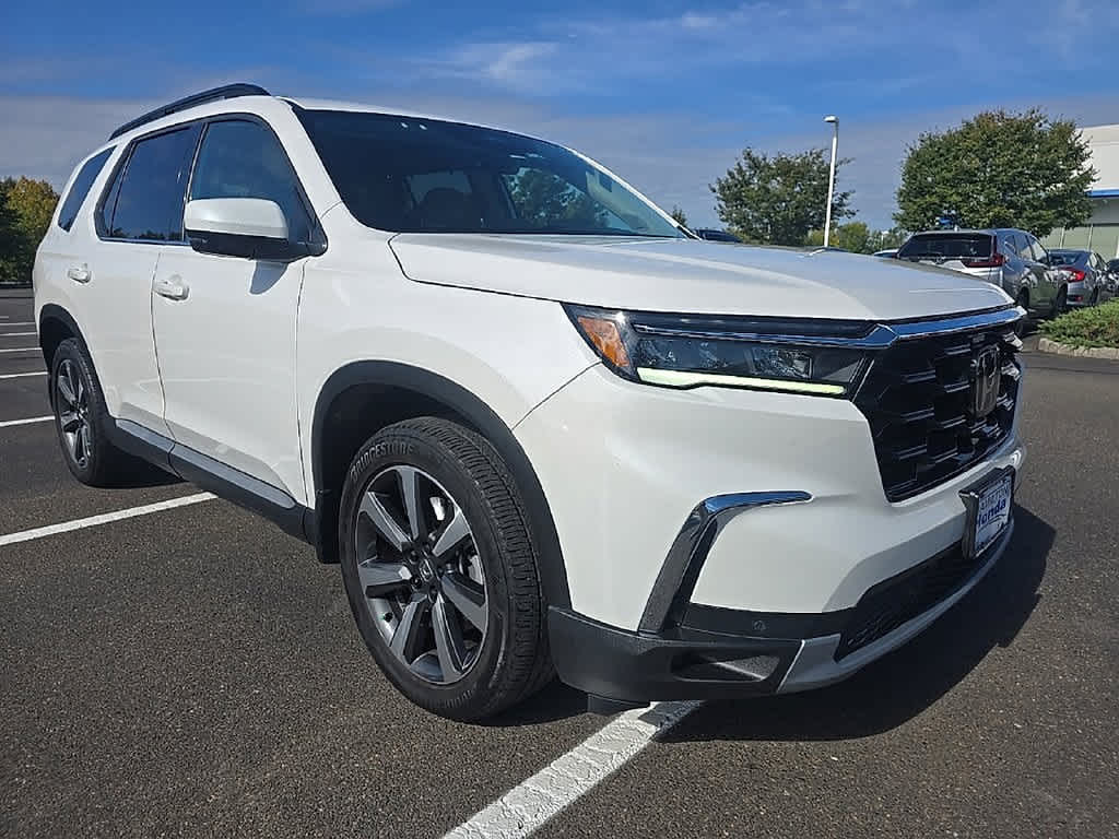 2024 Honda Pilot Touring