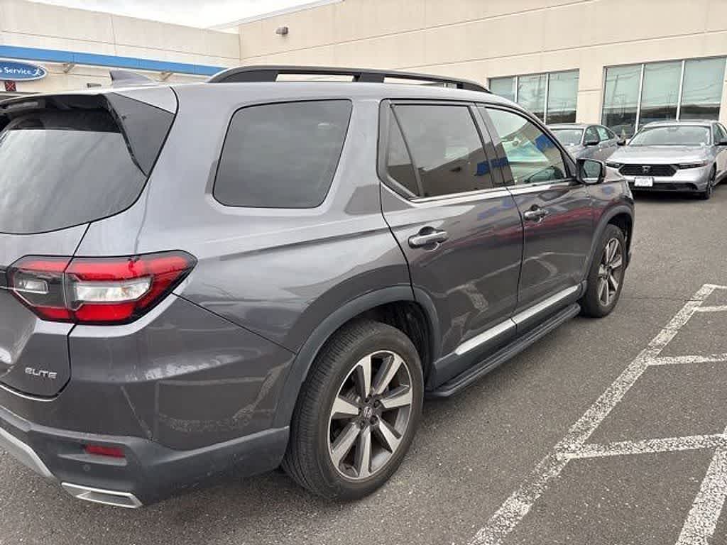 2023 Honda Pilot Elite