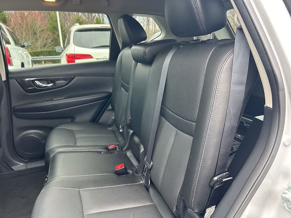 2017 Nissan Rogue SL