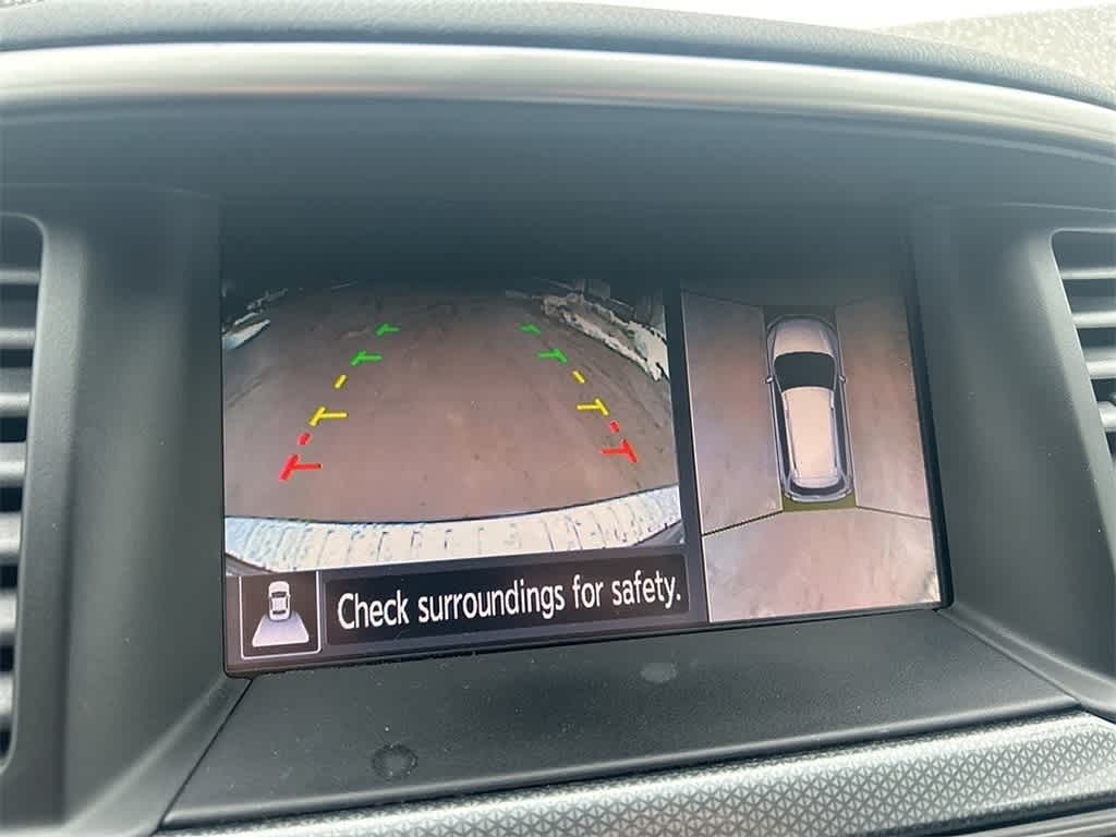 2017 Nissan Pathfinder SL