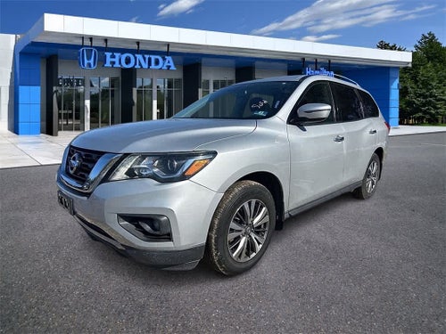 2018 Nissan Pathfinder SV