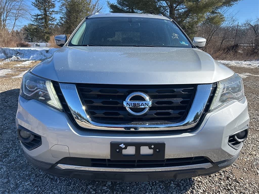 2018 Nissan Pathfinder SV