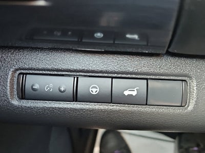 2024 Nissan Pathfinder Base