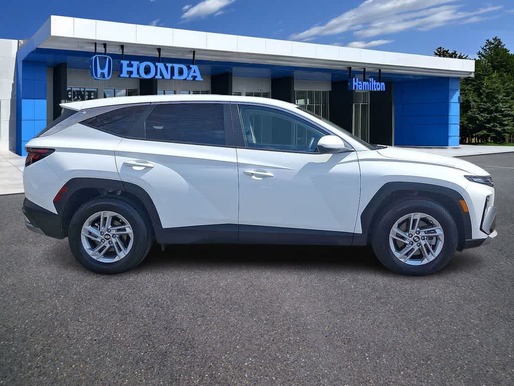 2025 Hyundai Tucson SE
