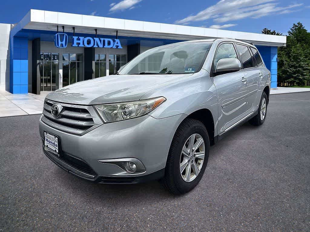 2013 Toyota Highlander SE