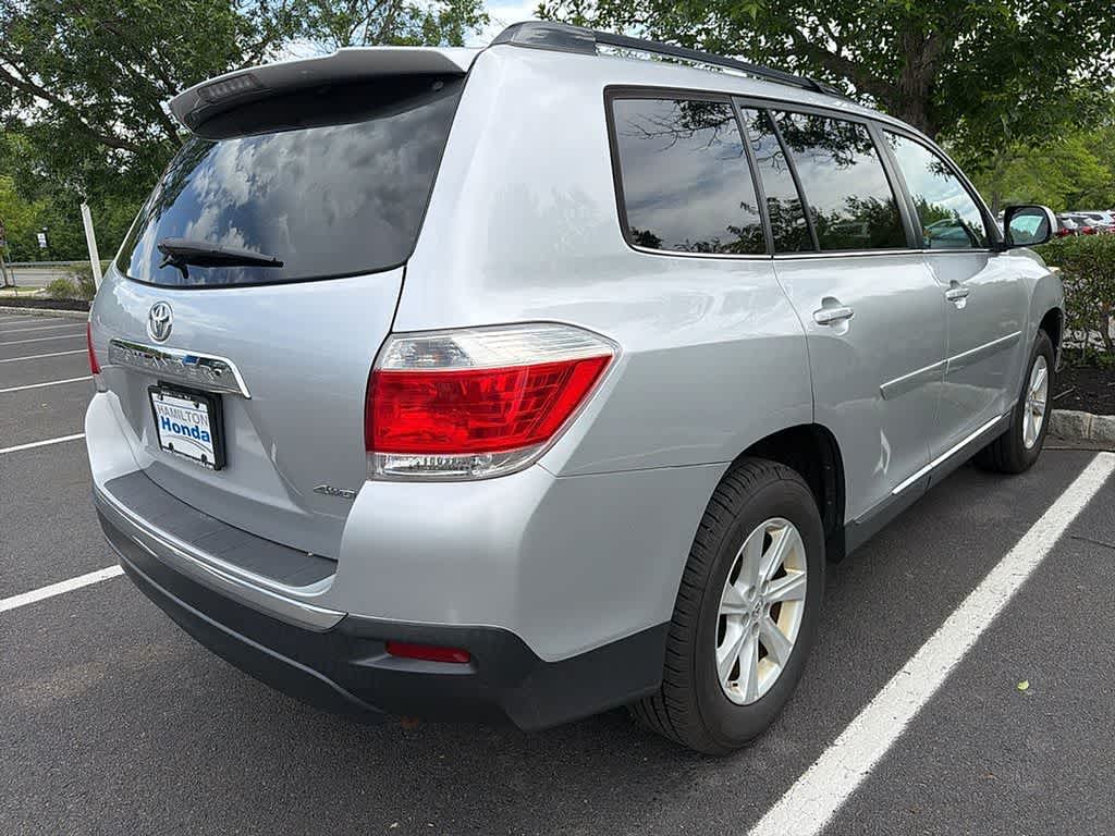 2013 Toyota Highlander SE