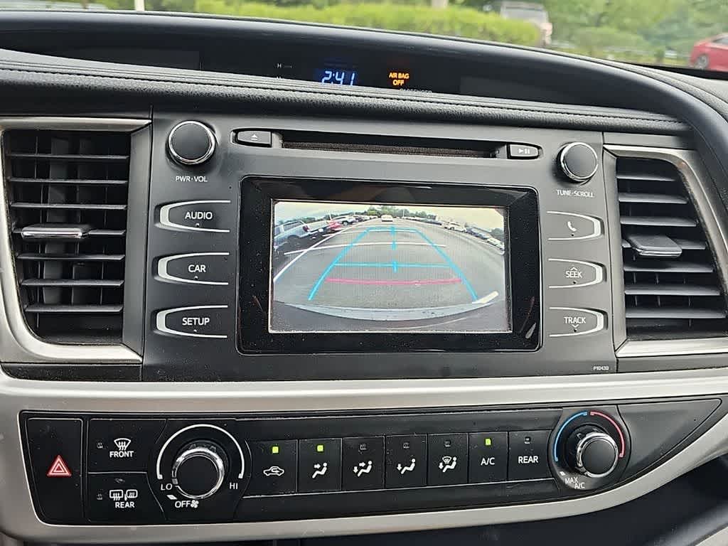 2014 Toyota Highlander LE