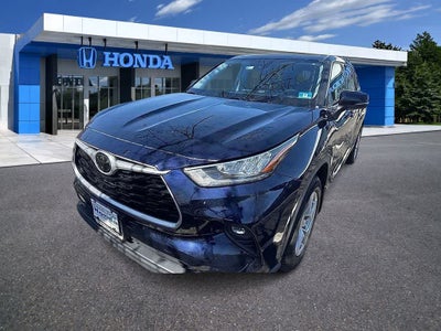 2020 Toyota Highlander LE