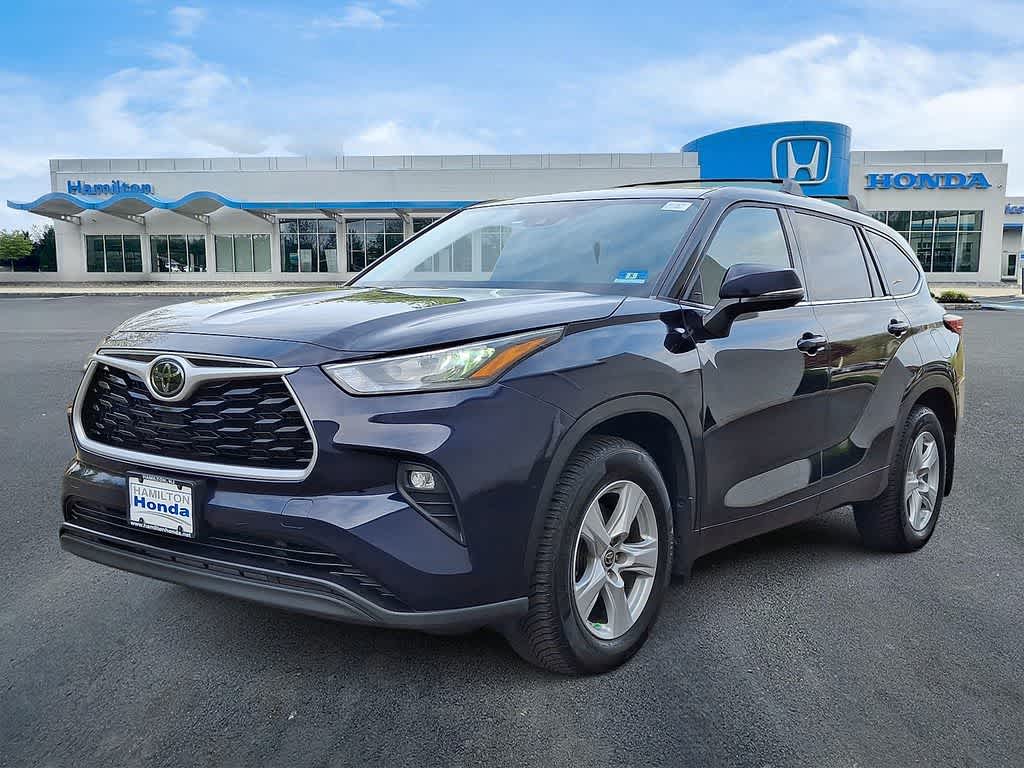 2020 Toyota Highlander LE