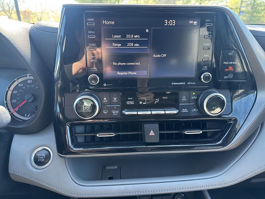 2020 Toyota Highlander LE