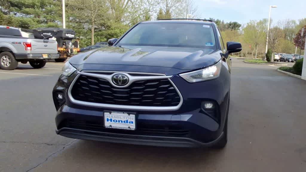 2020 Toyota Highlander LE