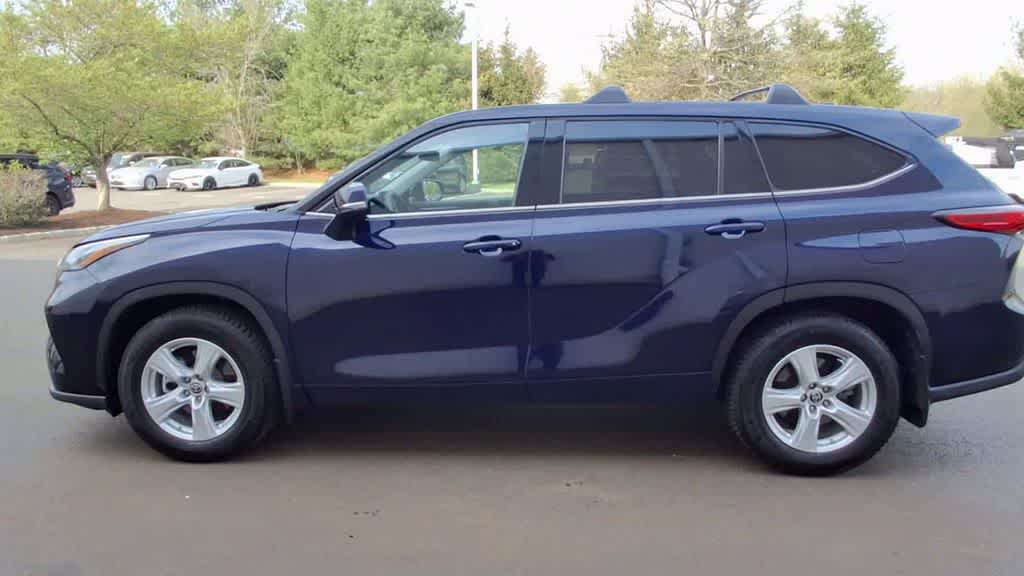 2020 Toyota Highlander LE
