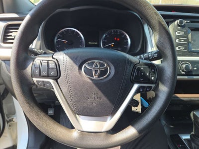 2019 Toyota Highlander LE