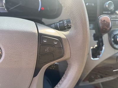 2012 Toyota Sienna XLE