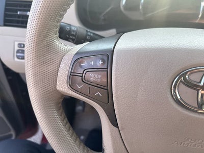 2012 Toyota Sienna XLE