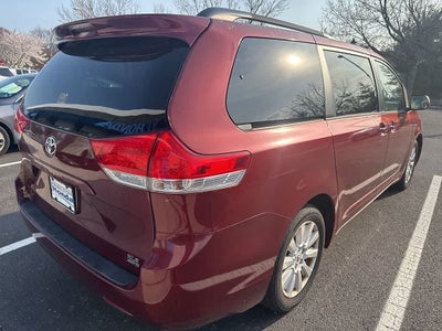 2012 Toyota Sienna XLE