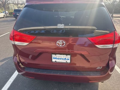 2012 Toyota Sienna XLE