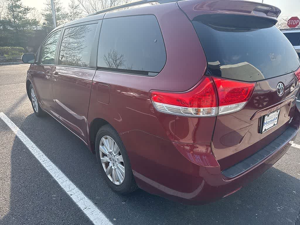 2012 Toyota Sienna XLE