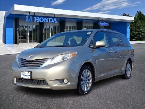 2016 Toyota Sienna XLE