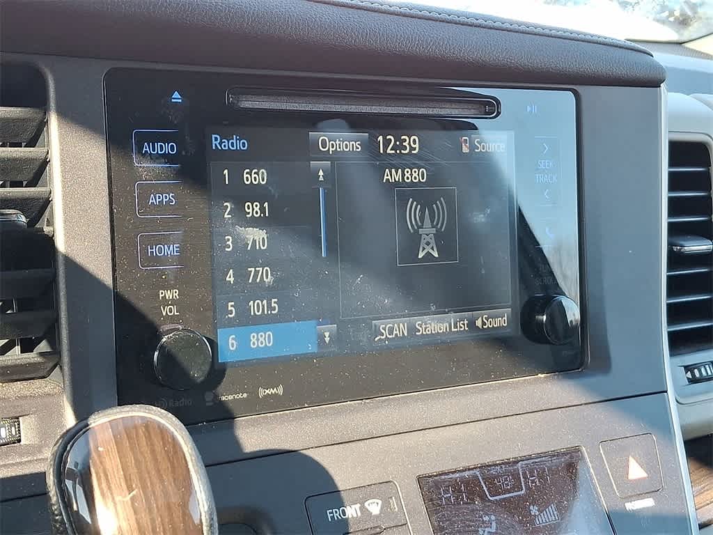 2016 Toyota Sienna XLE