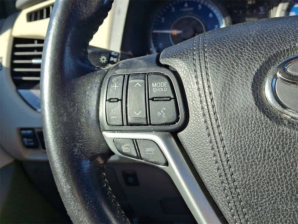 2016 Toyota Sienna XLE