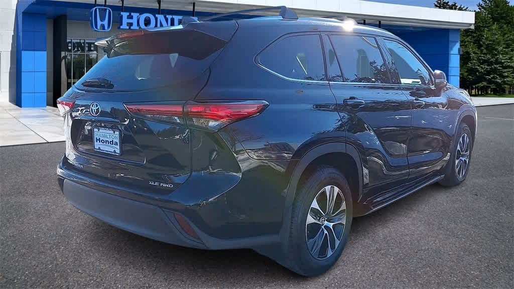 2021 Toyota Highlander XLE
