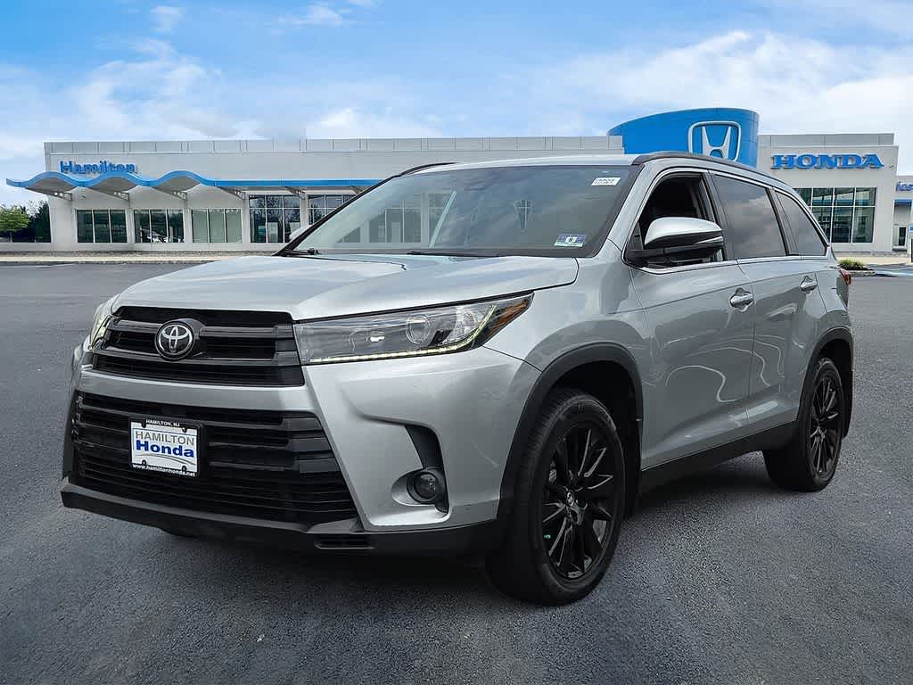 2019 Toyota Highlander SE