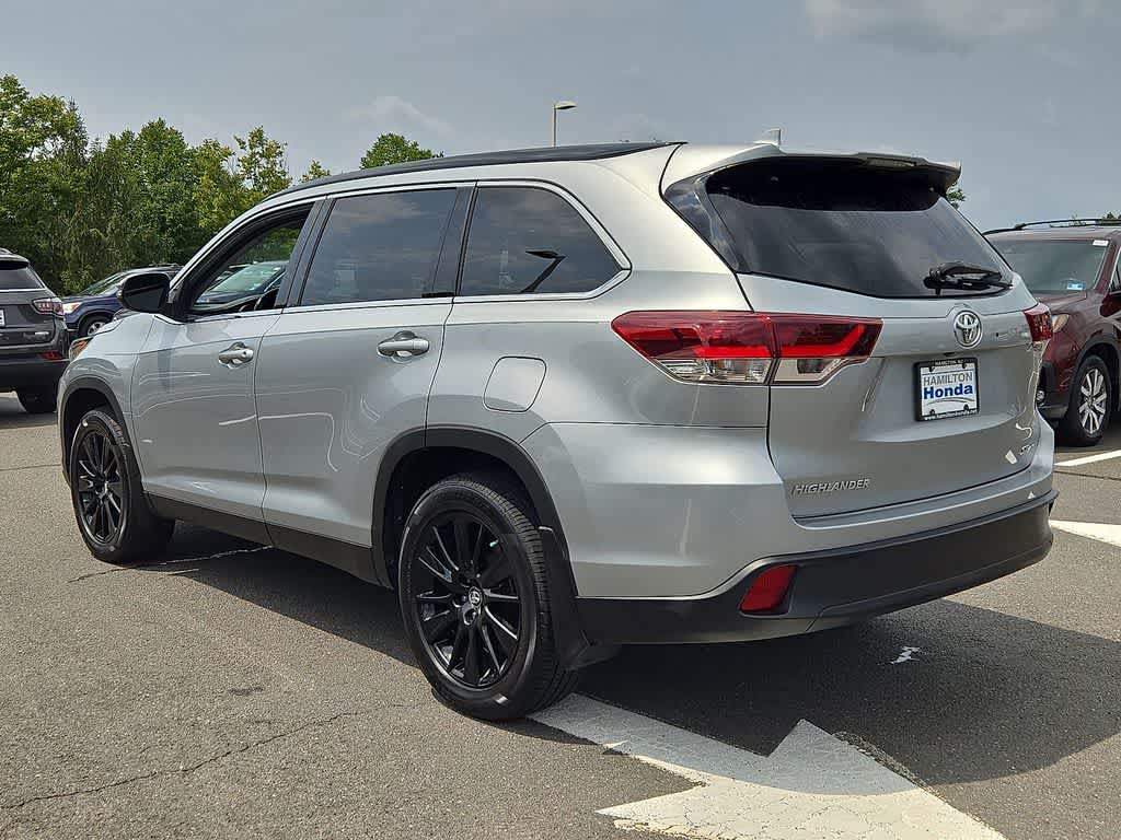 2019 Toyota Highlander SE
