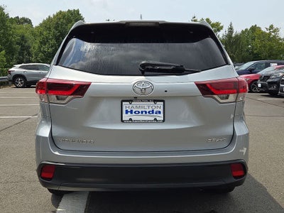 2019 Toyota Highlander SE