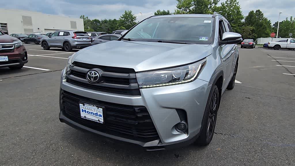 2019 Toyota Highlander SE