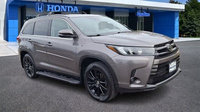 2019 Toyota Highlander SE