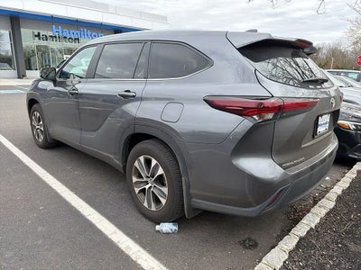2024 Toyota Highlander XLE