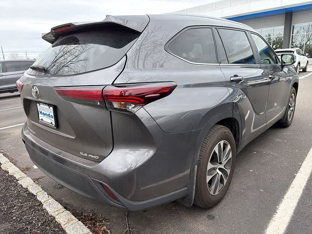 2024 Toyota Highlander XLE