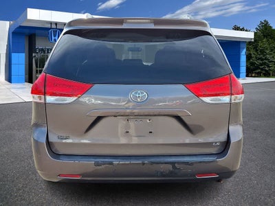 2011 Toyota Sienna LE
