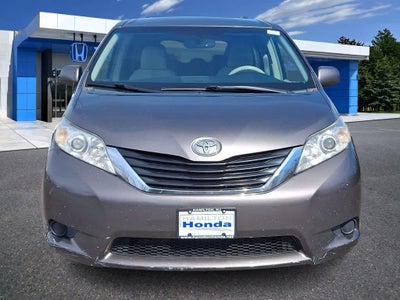 2011 Toyota Sienna LE