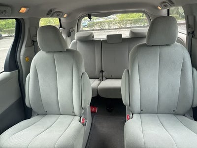 2013 Toyota Sienna L