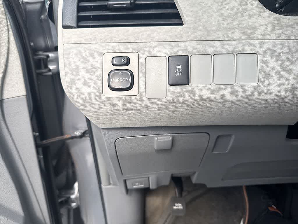 2013 Toyota Sienna L