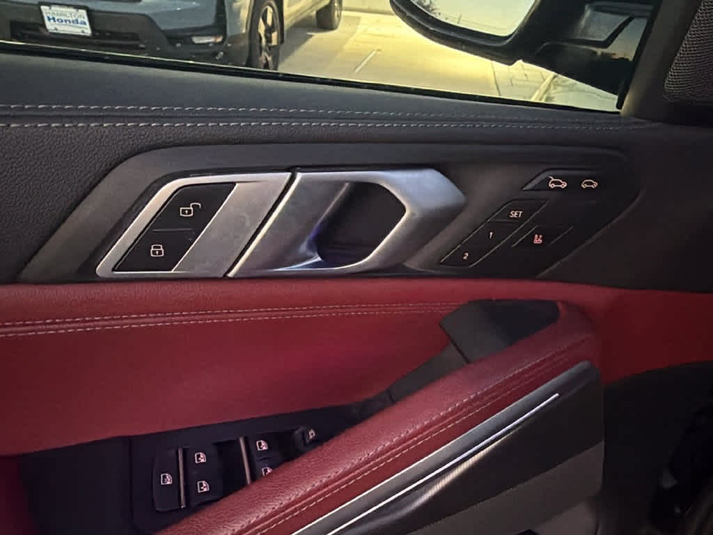 2021 BMW X6 xDrive40i xDrive40i