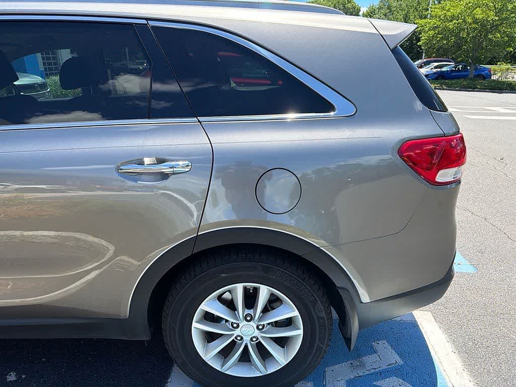 2017 Kia Sorento LX