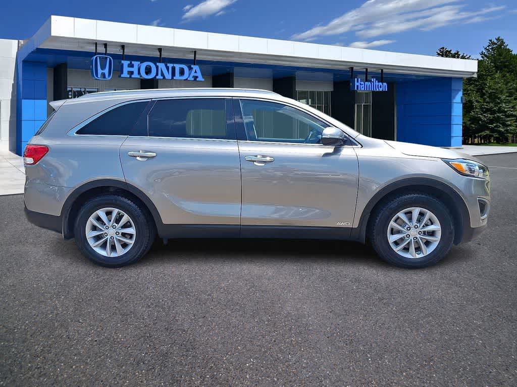2017 Kia Sorento LX