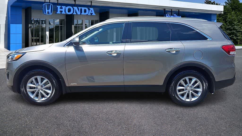 2017 Kia Sorento LX