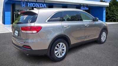 2017 Kia Sorento LX