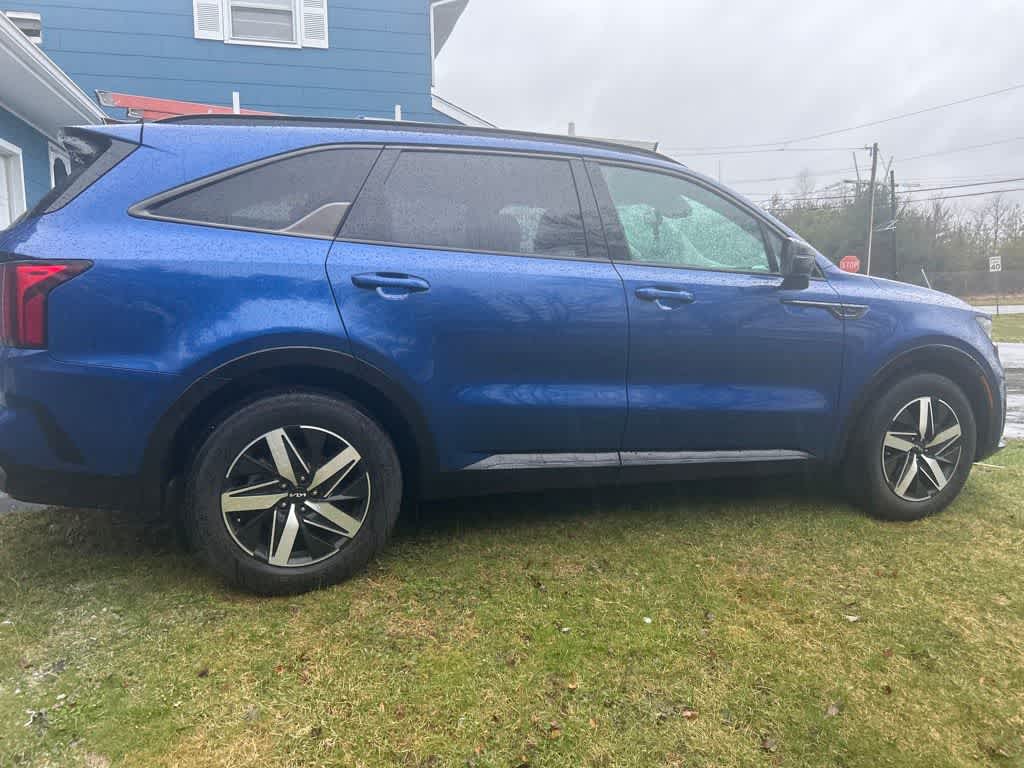 2023 Kia Sorento S