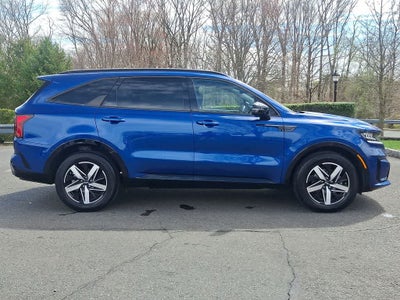 2023 Kia Sorento S