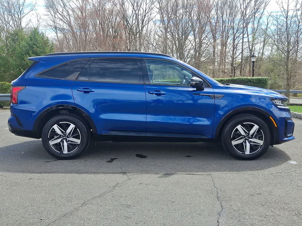 2023 Kia Sorento S