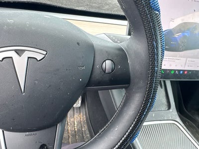 2025 Tesla Model Y Long Range