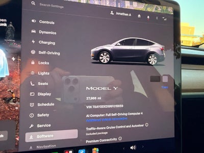 2024 Tesla Model Y Base