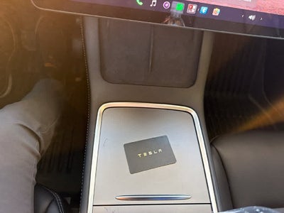 2024 Tesla Model Y Base